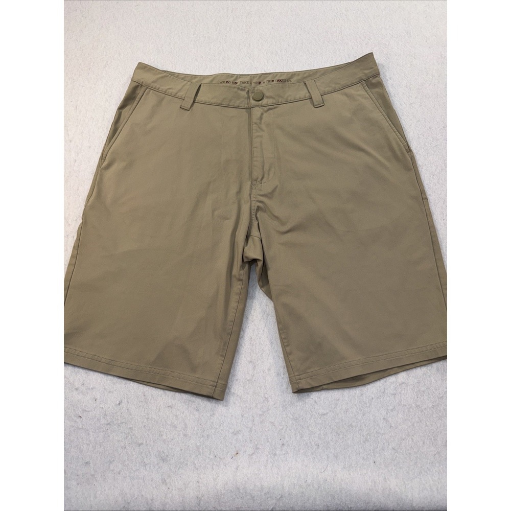 RHONE Mens Khaki Performance Golf Chino Shorts  Size 34,‎ 10.5 Inseam EUC